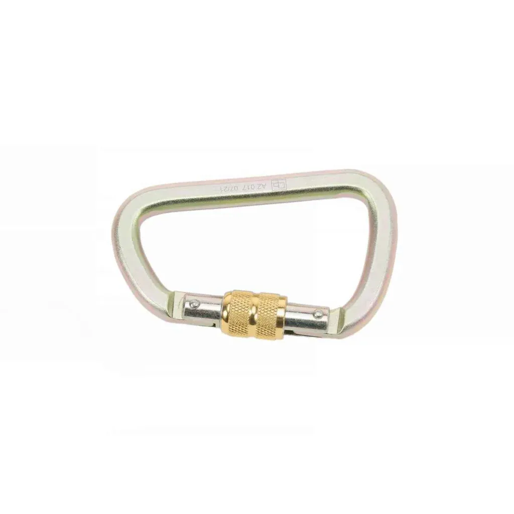 Ein silberner Metallkarabiner mit einem goldenen Schraubverschluss auf weißem Hintergrund.