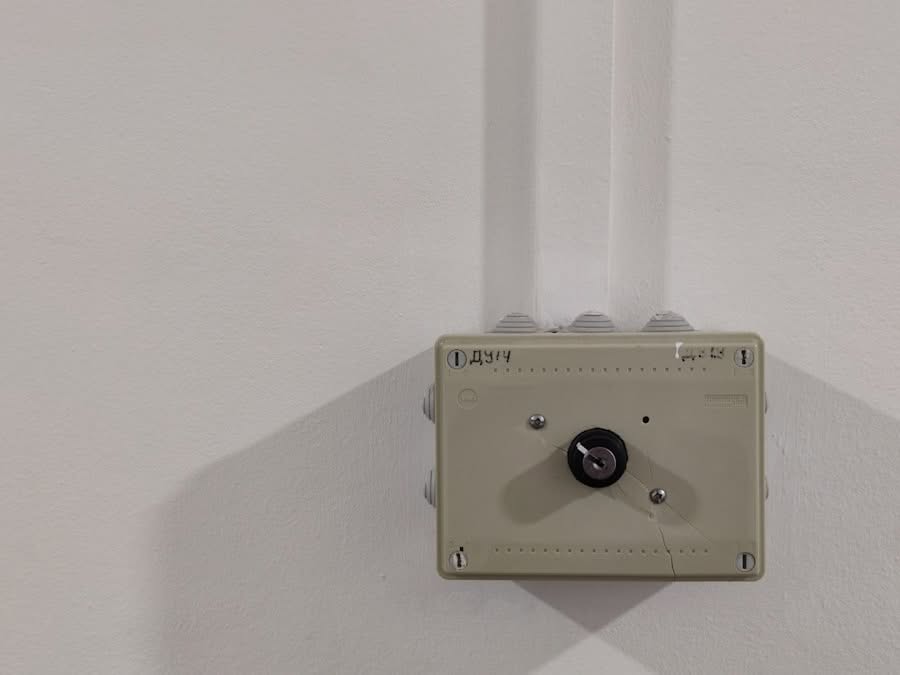 Photo Sensor-supported weights